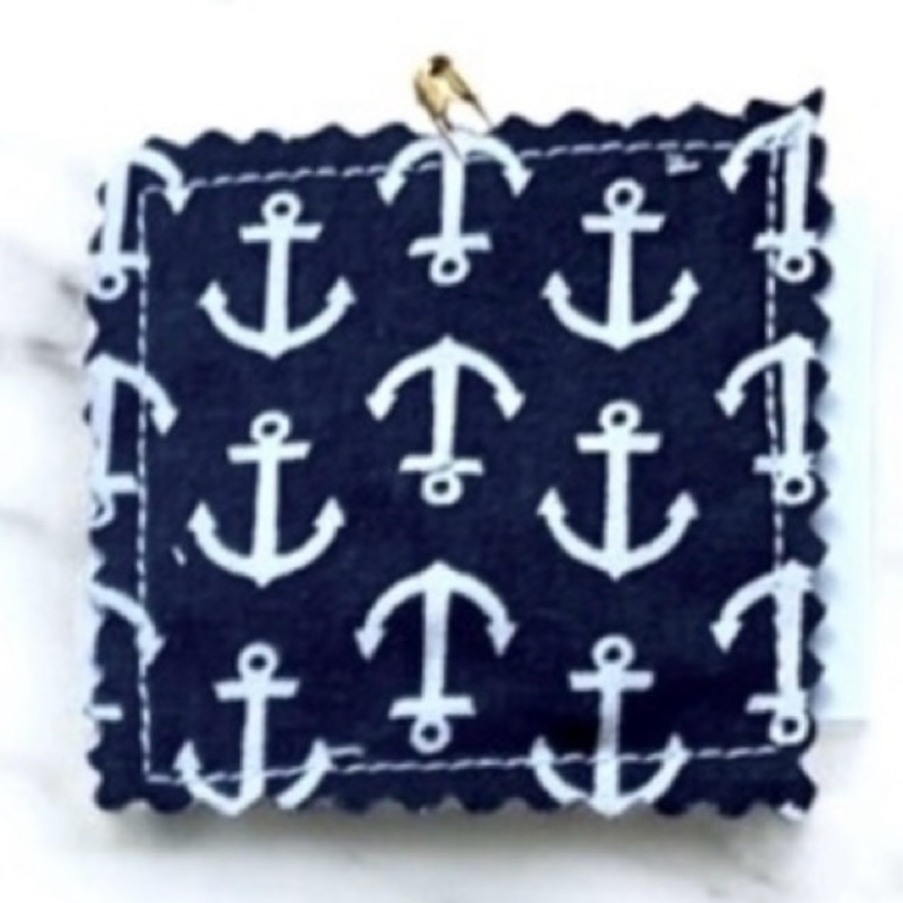 Pocket Prayer Quilt Christian Cross sewn inside. This pattern has anchors - Picture 7 of 8